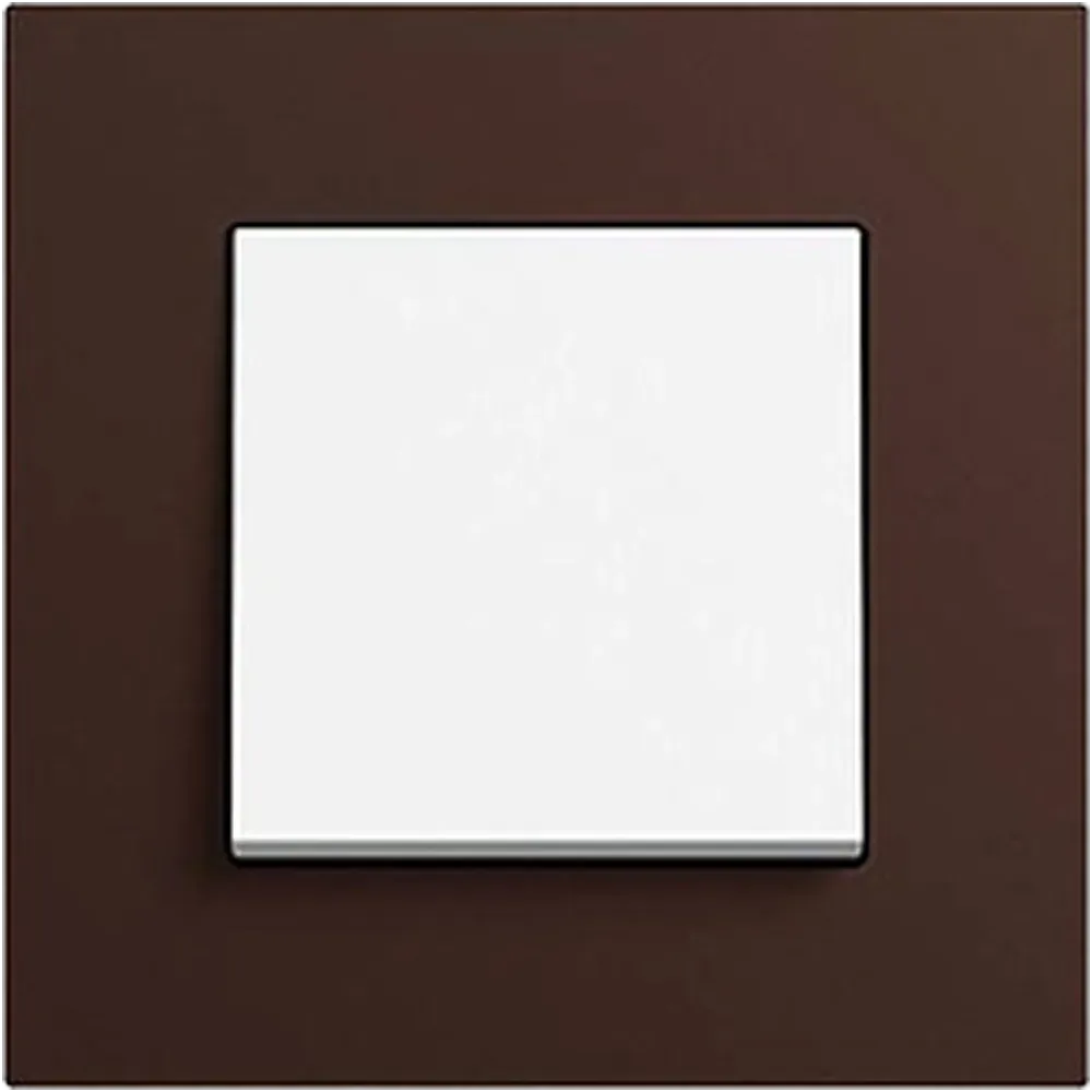 Тёмно – коричневый