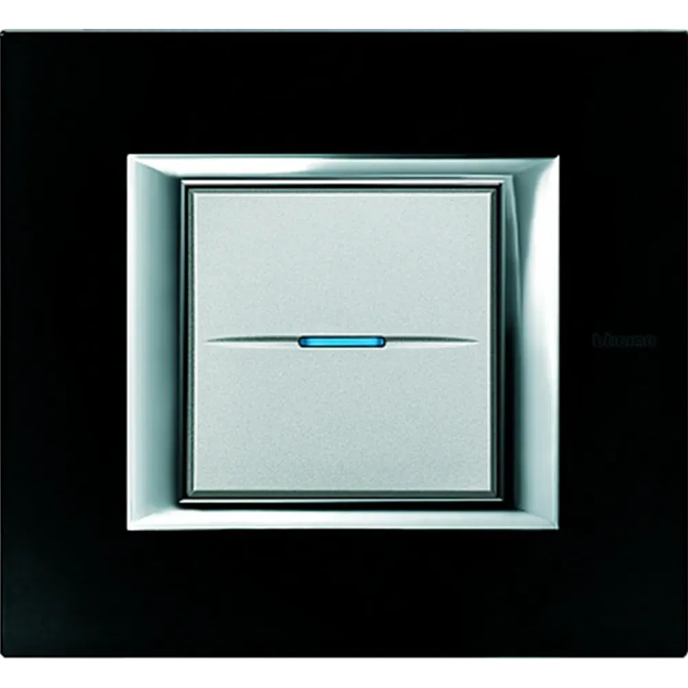 Черное стекло