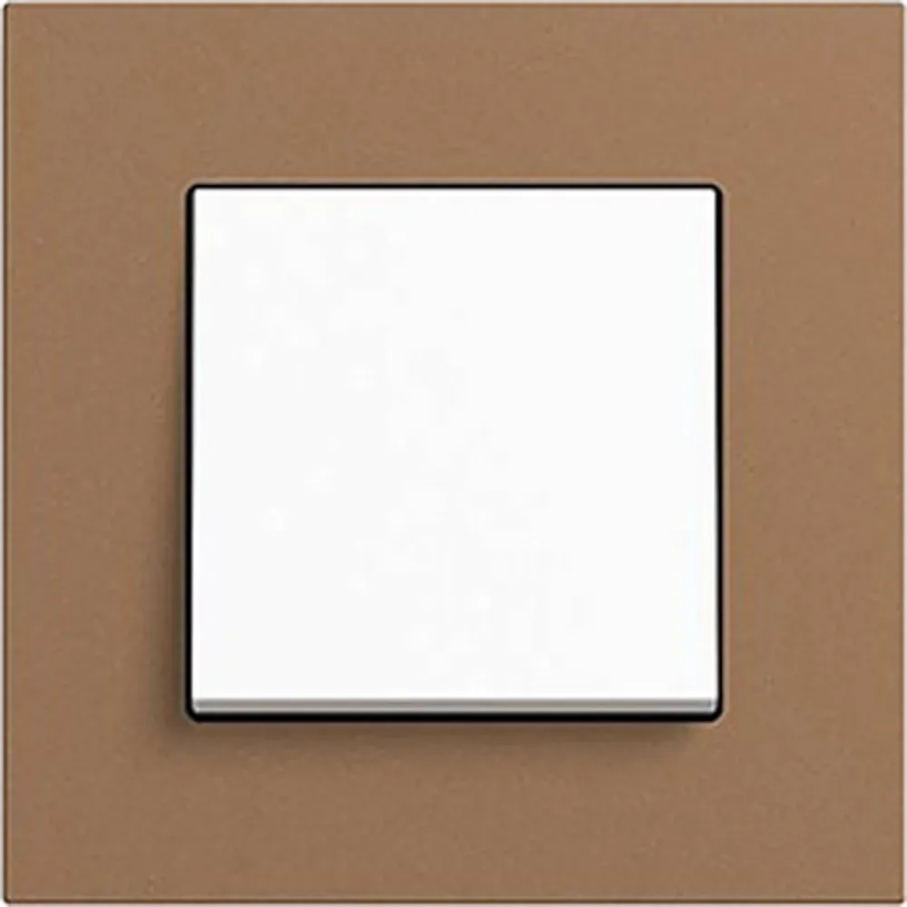 Светлый – коричневый